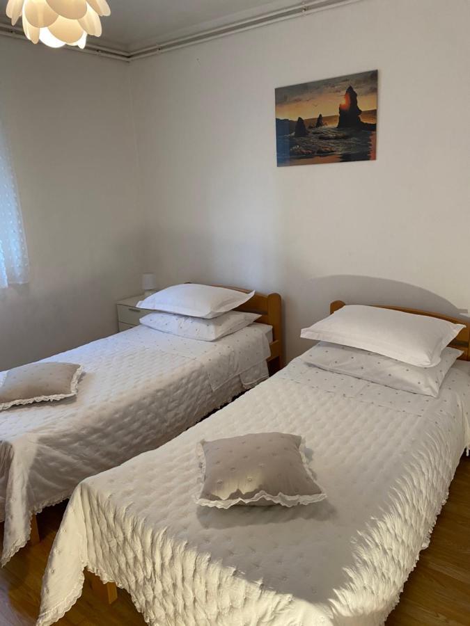 Comfy Apartment In A Quiet Neighborhood Sibenik Exterior photo